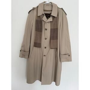 Vintage Botany 500 Trench Coat Men’s Size 44 Wool Scarf and removable liner USA